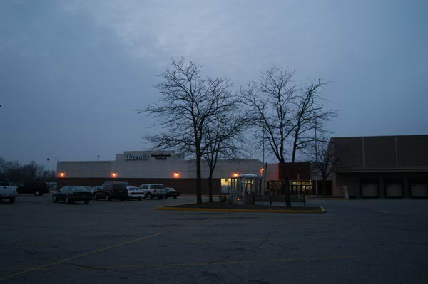 Wonderland Mall (Wonderland Shopping Center) - 2004 Photo